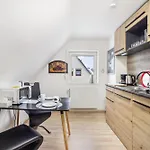 Haus Falk * Zarpen